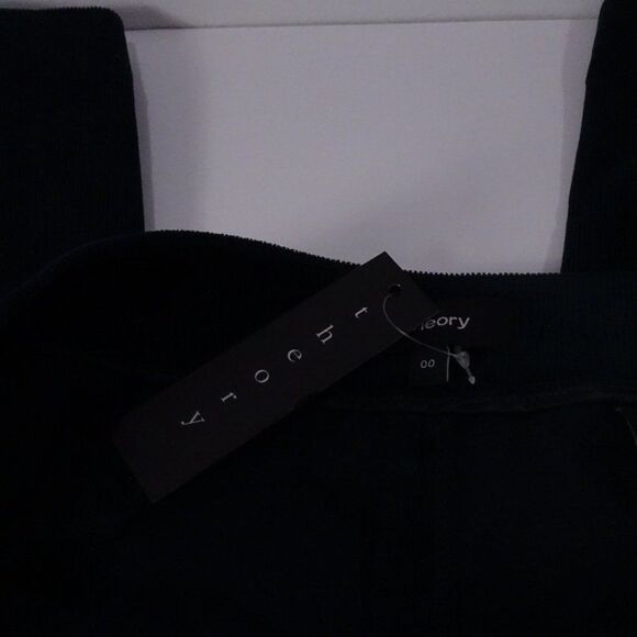 Theory HW Legging Green Poplar Oslo Corduroy Zipper Ankle Pants 00 NWT 298 - Picture 6 of 8